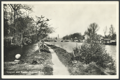 17335 Gezicht over de Vecht te Loenen.